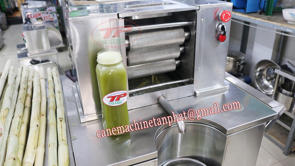 PT6---2HP-SUGARCANE-JUICE-MACHINE---800k.jpg